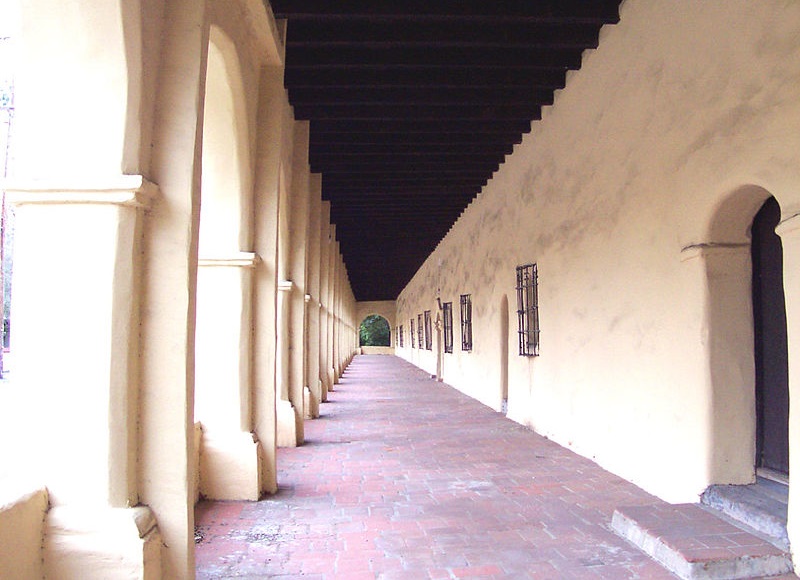 Toluca Lake Exterior Corridor at San Fernando Rey de Espana