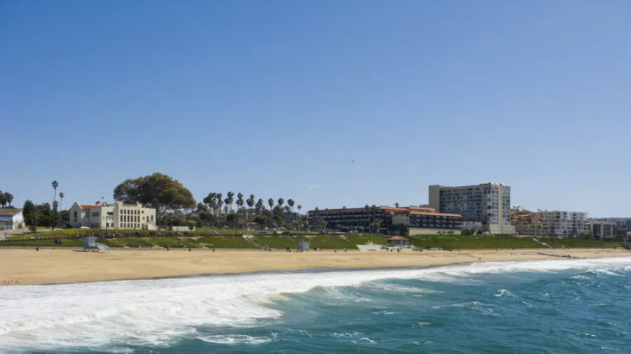 https://uakc.com/wp-content/uploads/2025/01/bigstock-City-Of-Redondo-Beach-1000x562-1.jpg